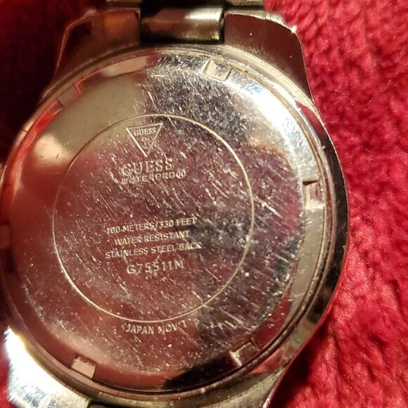 GUESS Waterpro Crystal Embellished Silvertone‎ Sports Divers Watch G75511M - Picture 7 of 9